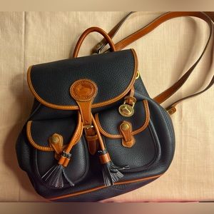 Like New Vintage Dooney & Bourke Bag
